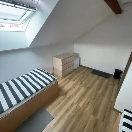 U Letiště V Mladé Boleslavi Albergue